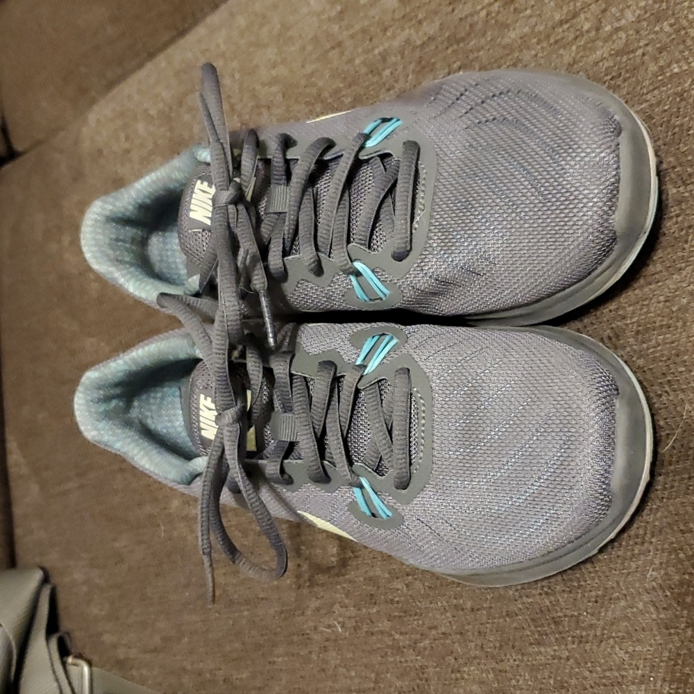Nike size 6 trainers